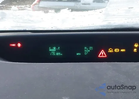 2004 Toyota Prius from USA, damaged, VIN JTDKB22U540069058